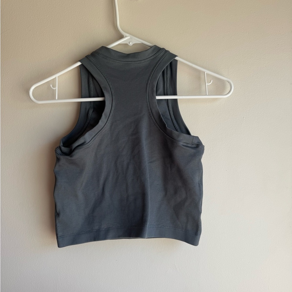 Pro Fit Gray Ribbed Tank Top Medium - Picture 4 of 5